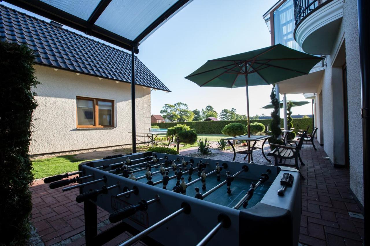 Pokoje Goscinne Jolka Leba Exterior foto